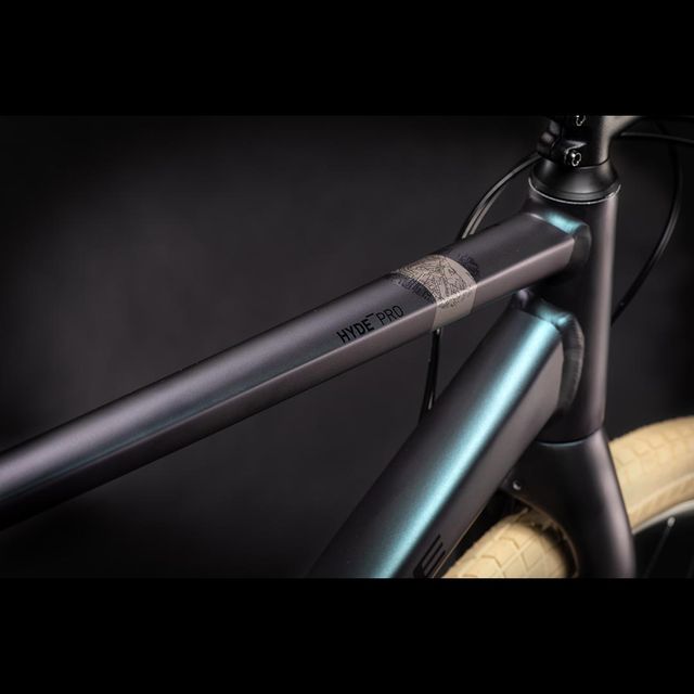 CUBE Hyde Pro 2021 Hybridipyörä